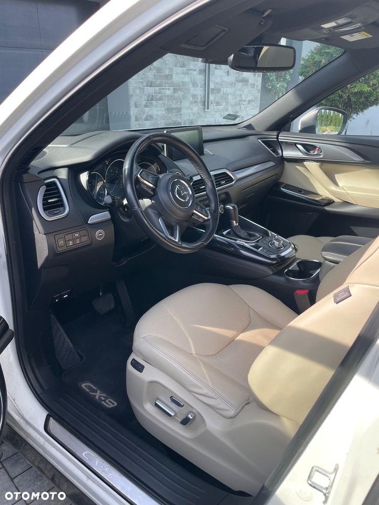Mazda CX-9 - 15