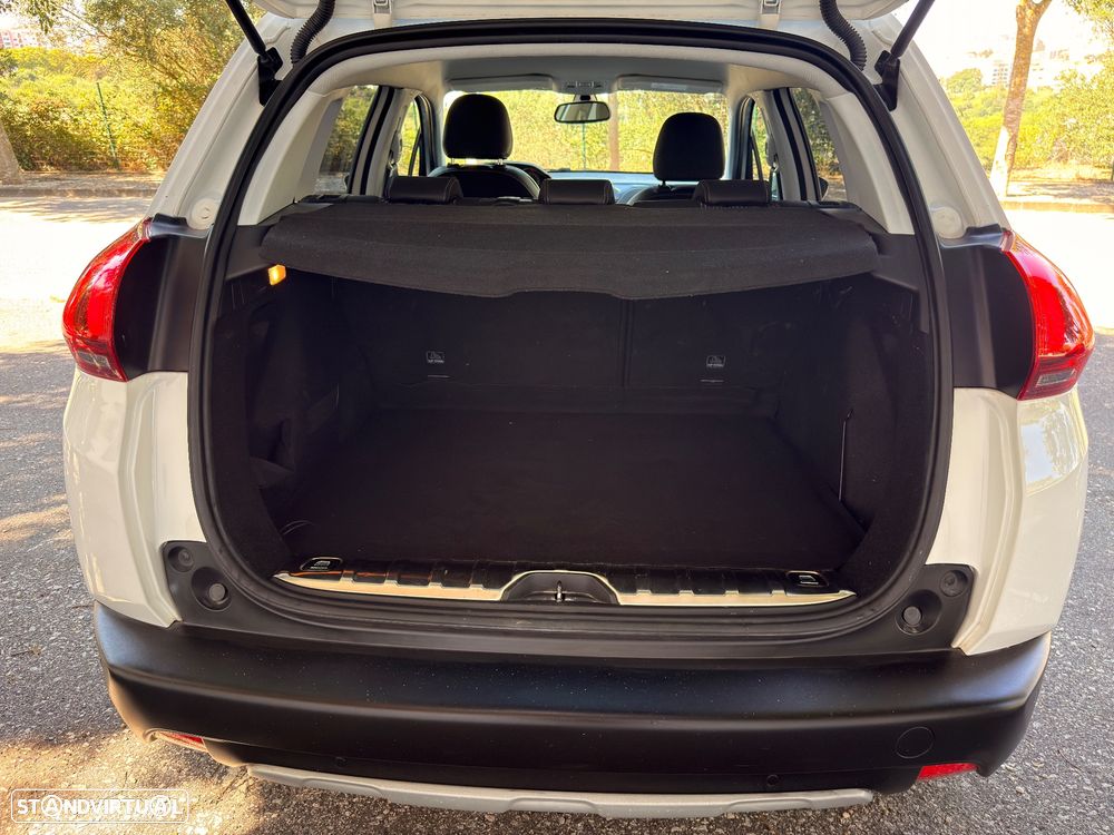 Peugeot 2008 1.2 PureTech Allure - 11