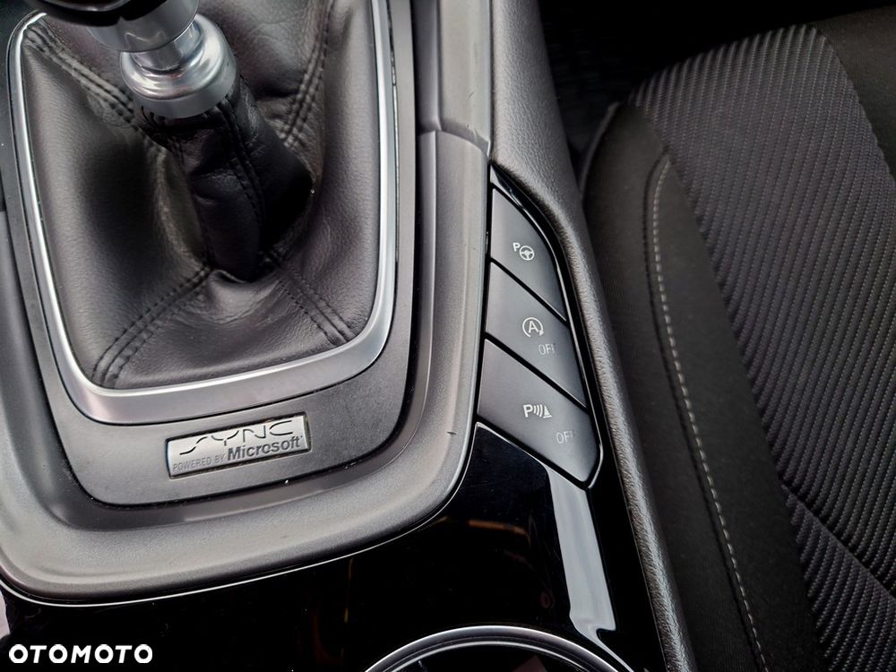 Ford Mondeo 2.0 TDCi Titanium - 23