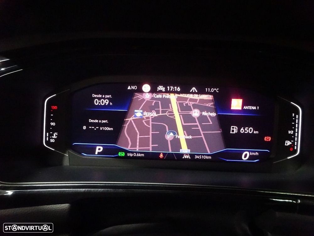 VW T-Roc 2.0 TDI R-Line DSG - 13