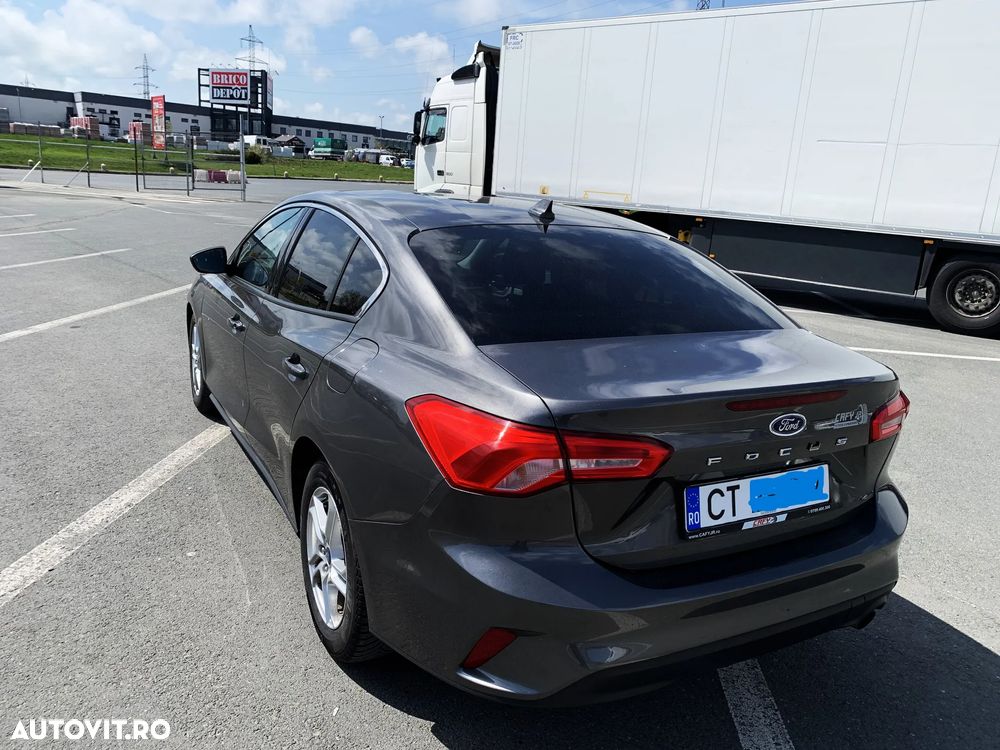 Ford Focus 1.0 EcoBoost Titanium - 5