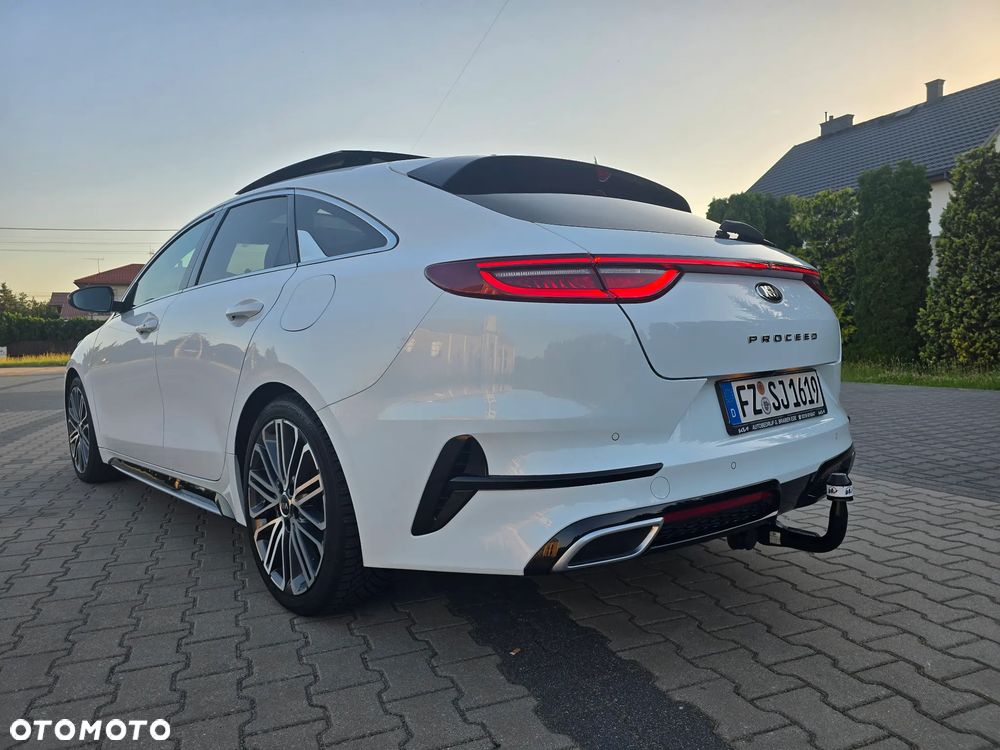 Kia ProCeed 1.5 T-GDI DCT7 OPF GT LINE - 6