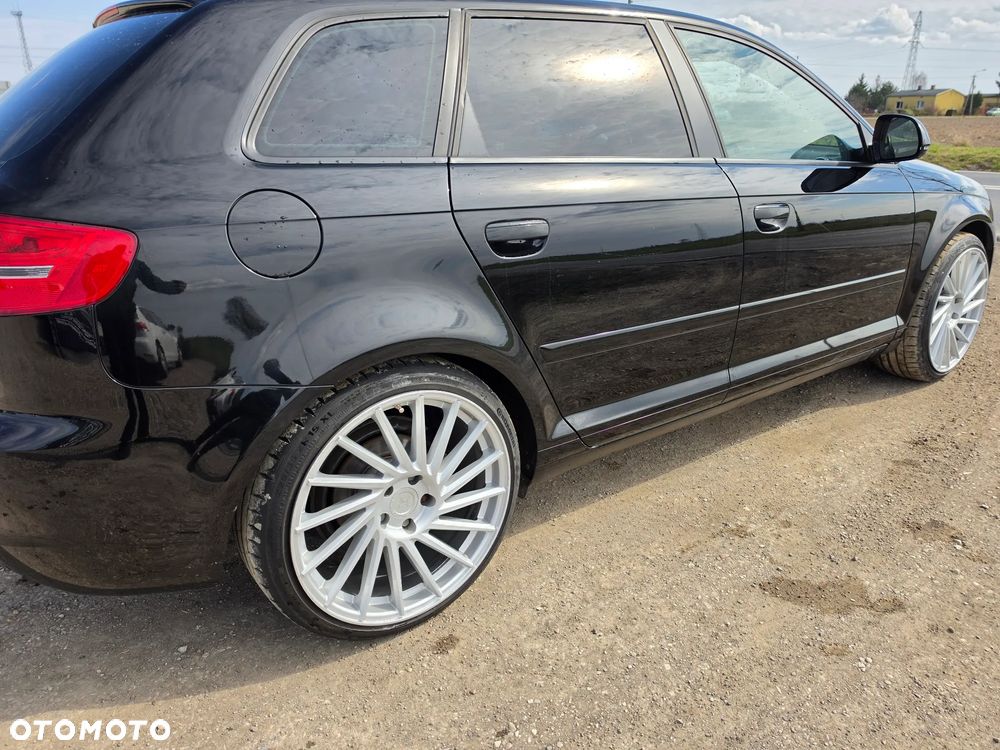 Audi A3 Sportback 1.8 TFSI Ambiente - 11