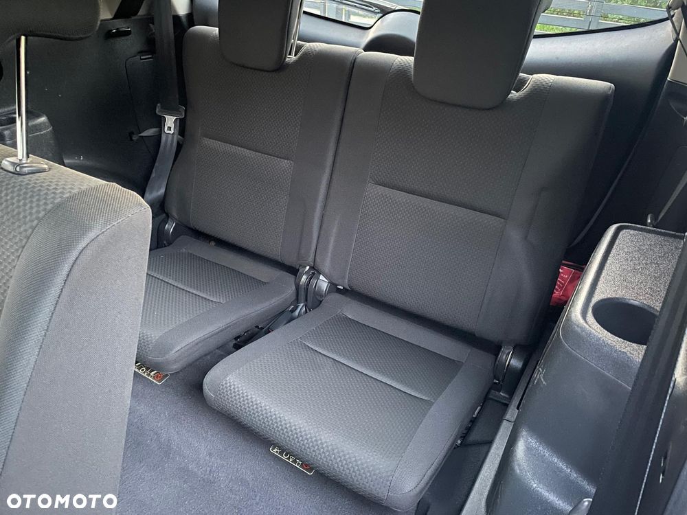 Toyota Corolla Verso 1.8 Premium + 7os - 8