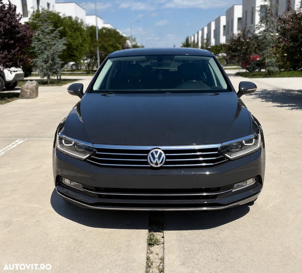 Volkswagen Passat 2.0 TDI (BlueMotion Technology) DSG Highline - 1