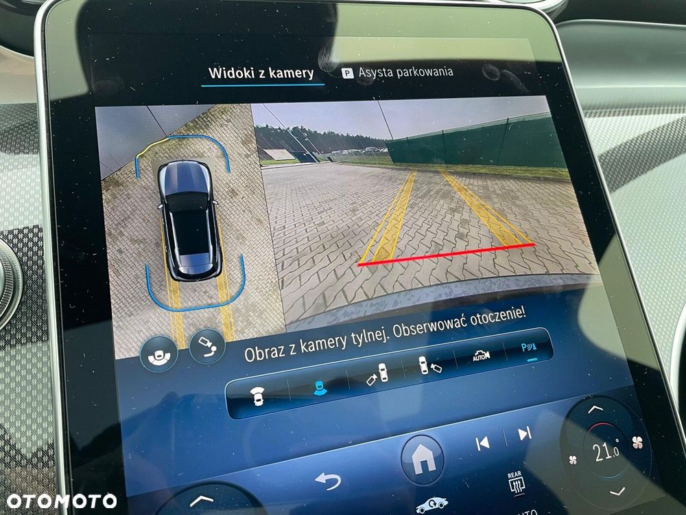 Mercedes-Benz GLC - 16