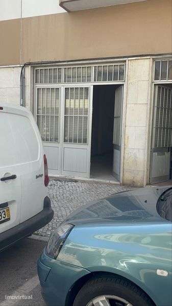 Vendo loja bem situada - Grande imagem: 2/8