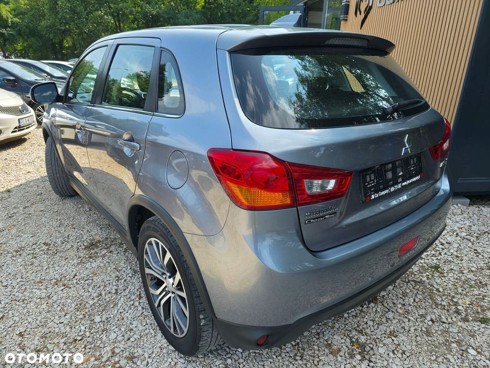 Mitsubishi ASX - 4