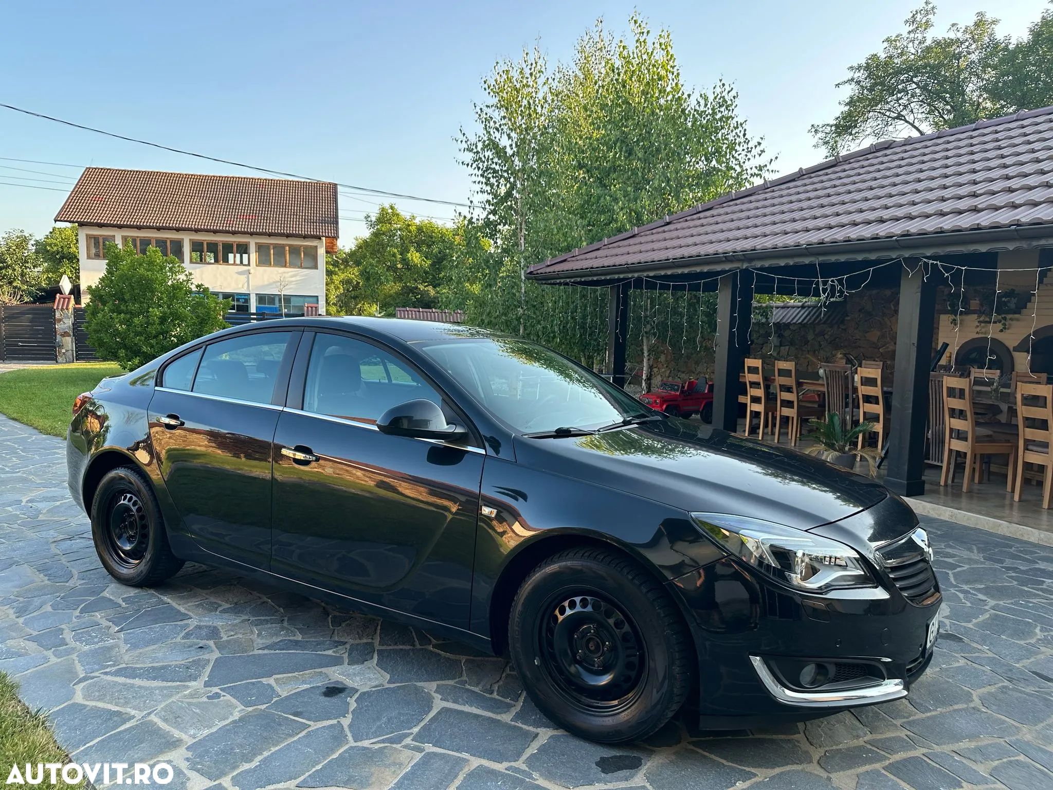 Opel Insignia - 1