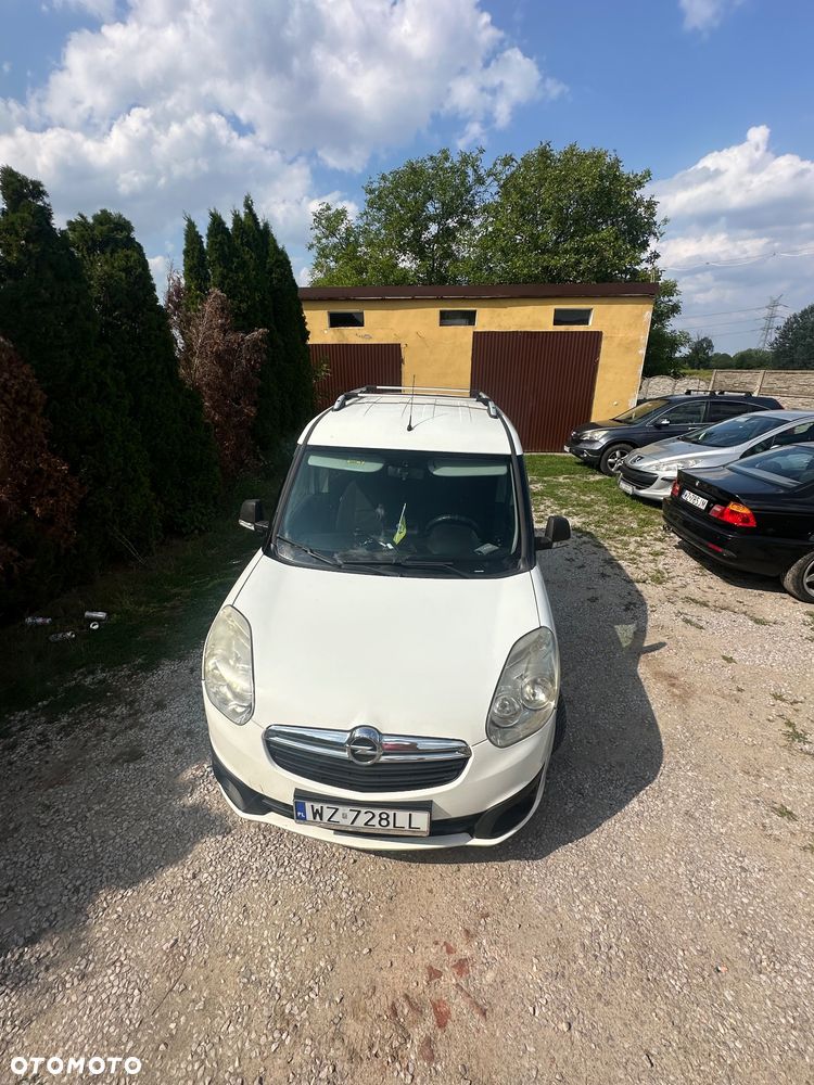 Opel Combo - 8