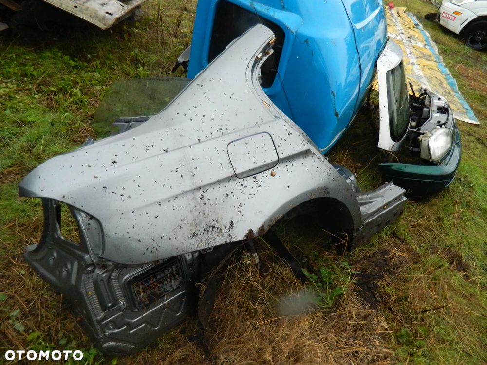 BMW 3 E90 Sedan Błotnik Ćwiartka Tył Prawy - 1