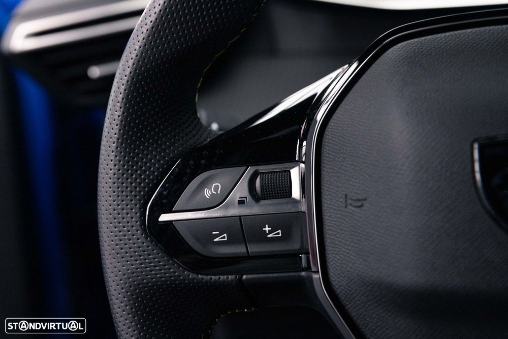 Peugeot e-2008 54 kWh GT - 23