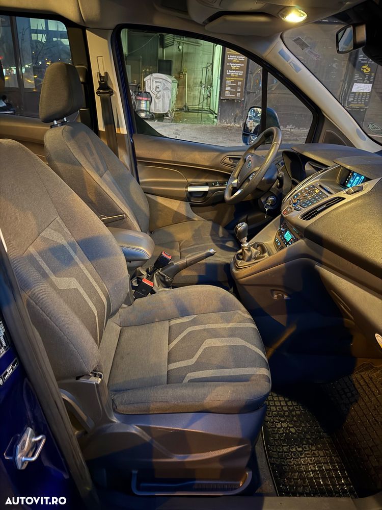 Ford Tourneo Connect - 14