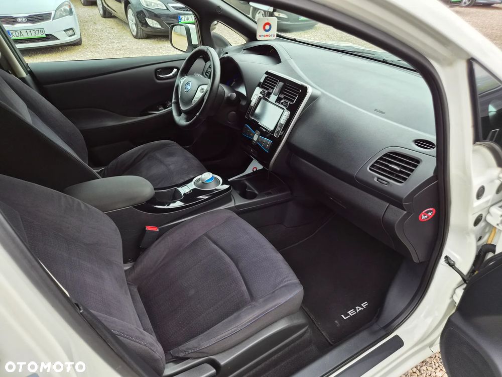 Nissan Leaf - 24