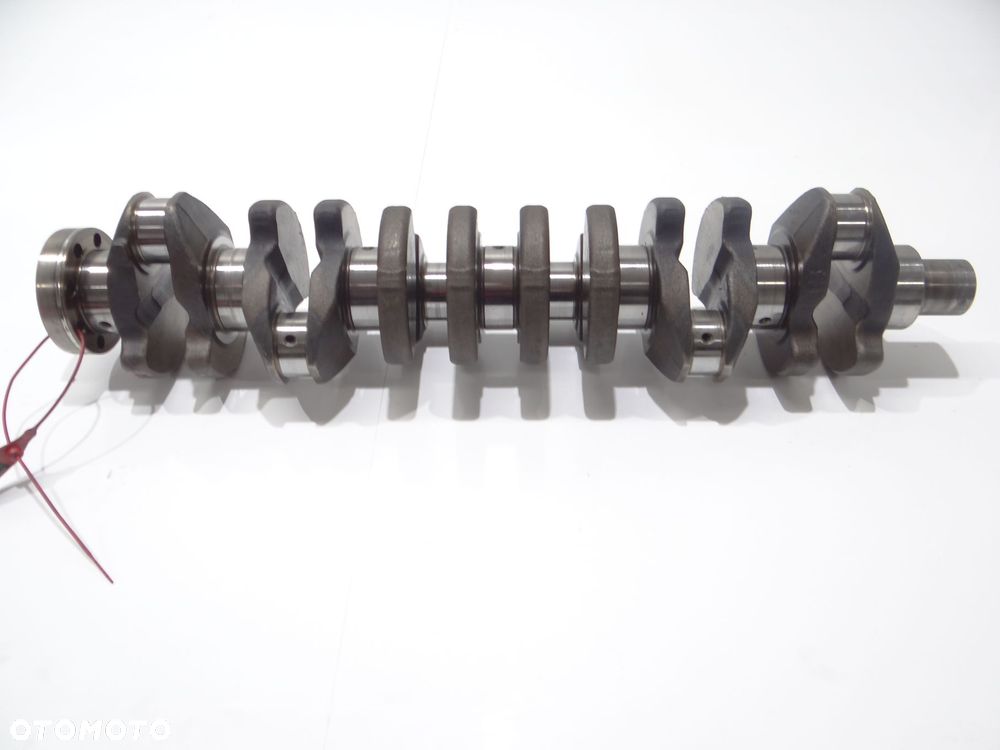 WAŁ KORBOWY BMW E60 3.0 D OE 7792330 - 7