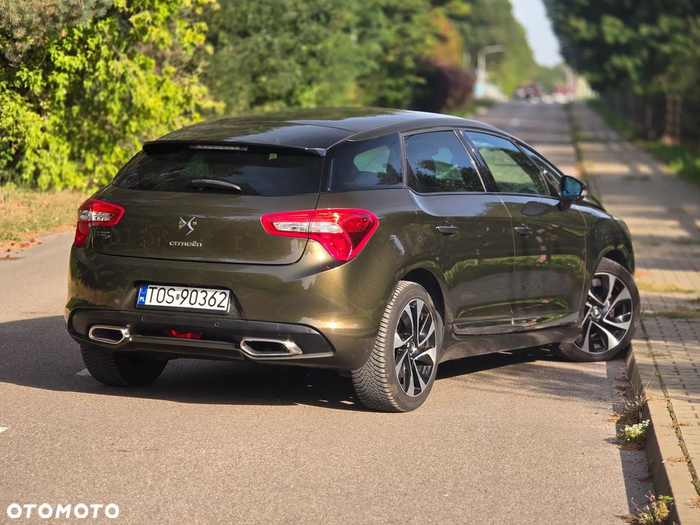 Citroën DS5 THP 155 SoChic - 4