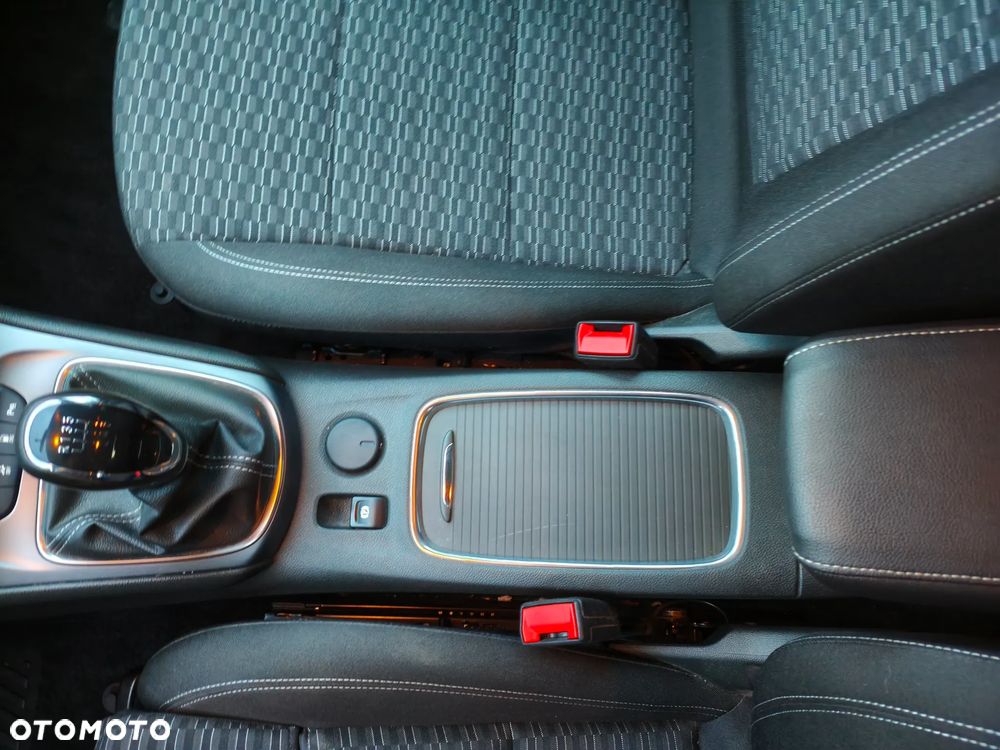 Opel Astra - 26
