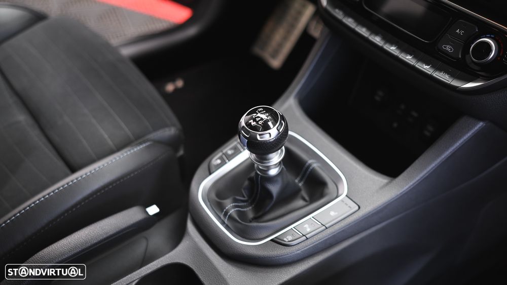 Hyundai i30 N 2.0 T-GDI Performance - 39