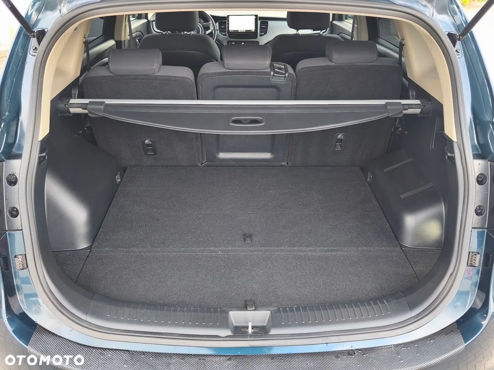 Kia Carens 1.6 GDI M EU6 - 39
