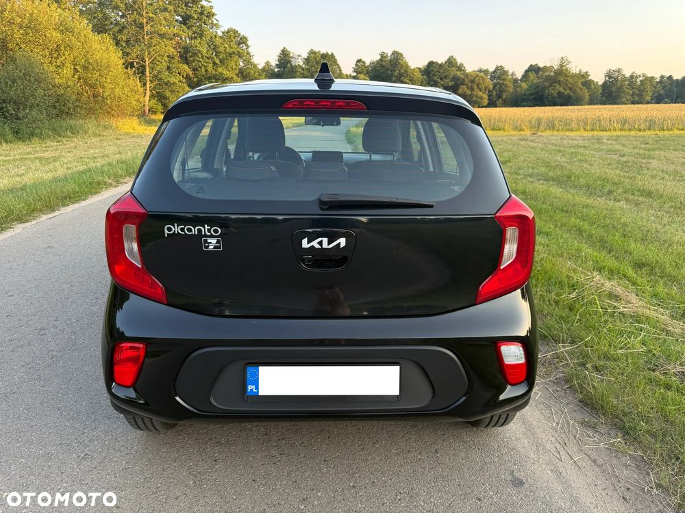 Kia Picanto 1.2 L - 6