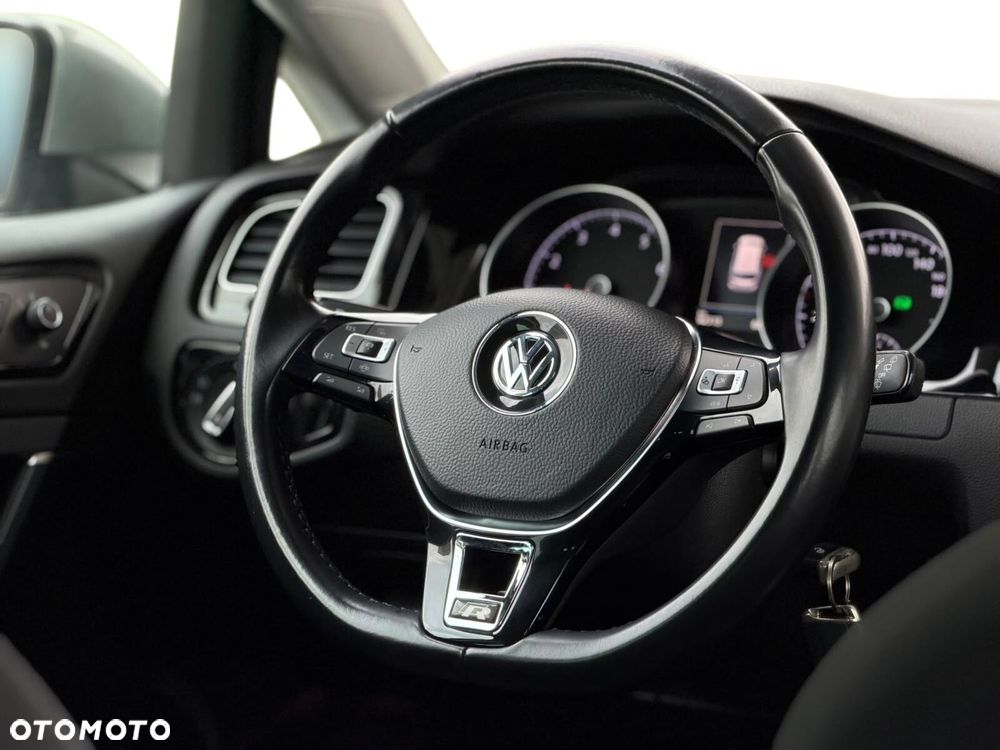 Volkswagen Golf 1.5 TSI BMT Evo Highline DSG - 17