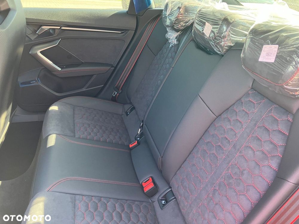 Audi RS3 Limousine - 27