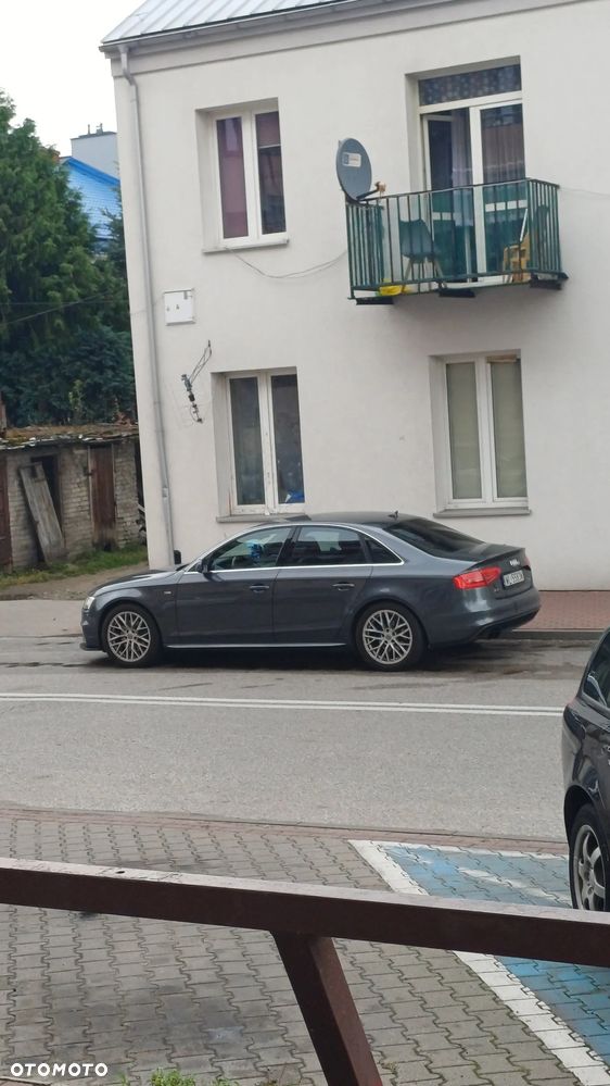 Audi A4 - 24
