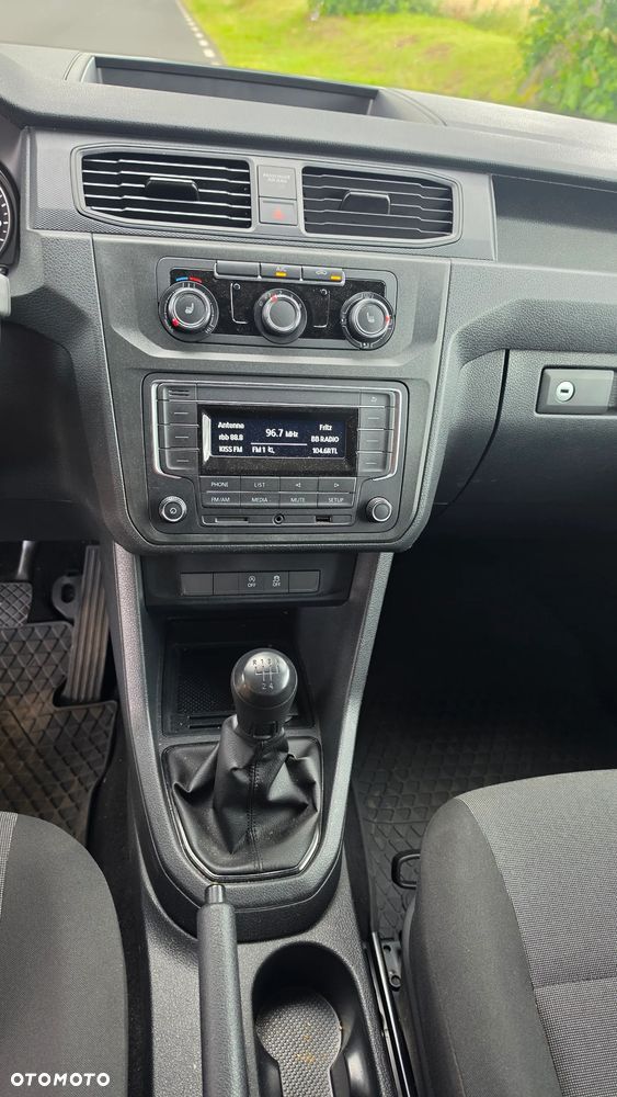 Volkswagen Caddy - 9