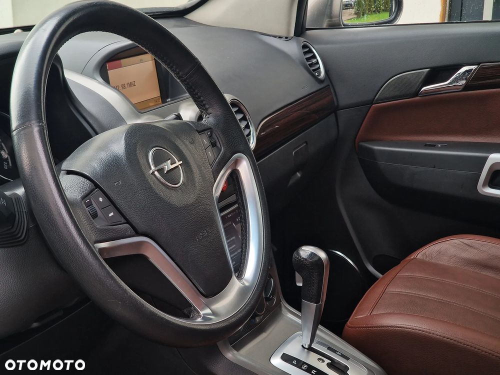 Opel Antara - 24