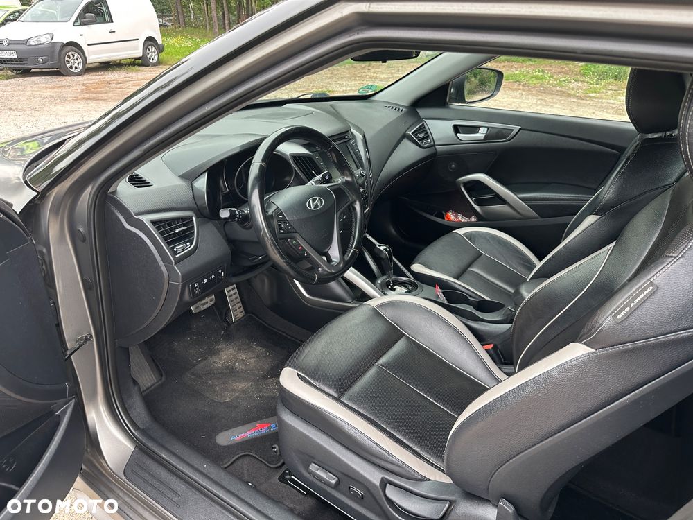 Hyundai Veloster 1.6 Turbo Automatik Premium - 24