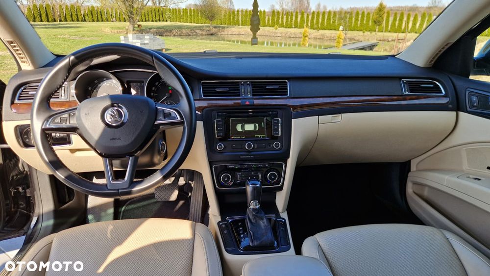 Skoda Superb 2.0 TSI Elegance DSG - 18