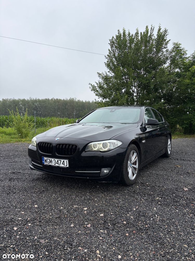 BMW Seria 5 528i xDrive Modern Line - 3