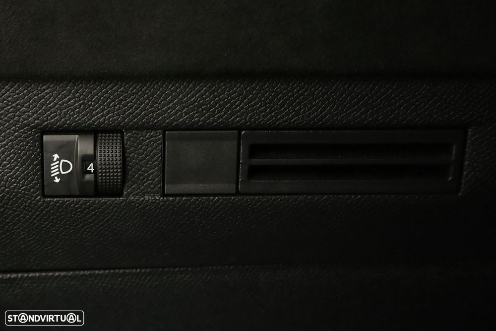 DS DS4 1.2 PureTech Performance Line EAT8 - 21