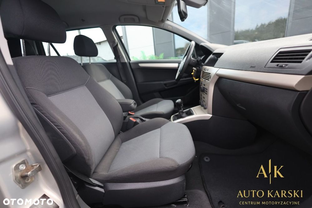 Opel Astra - 35