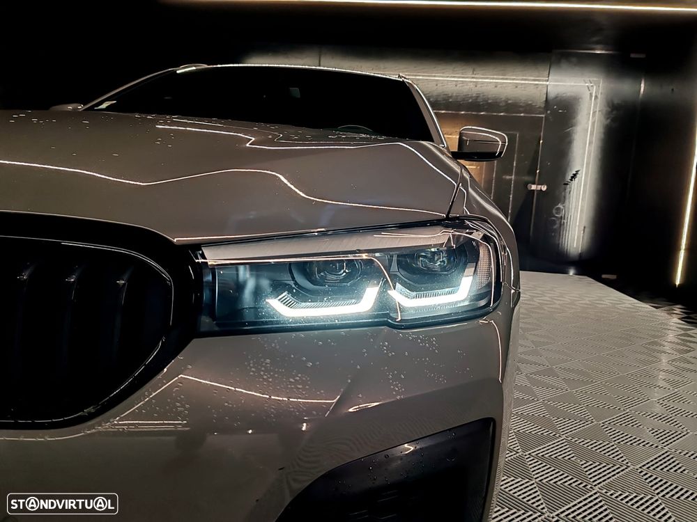 BMW 520 e Pack M - 4