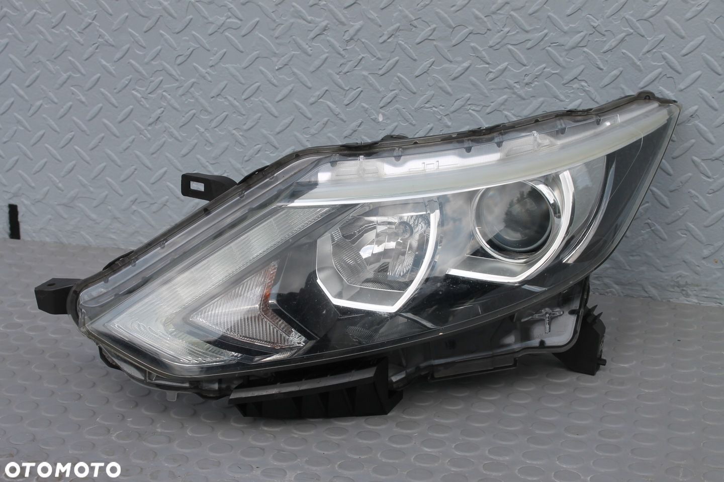 LAMPA REFLEKTOR LEWY PRZÓD LEWA PRZEDNIA NISSAN QASHQAI J11 13-17 - 1
