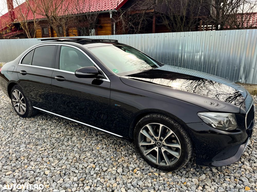 Mercedes-Benz E 300 de 9G-TRONIC - 6