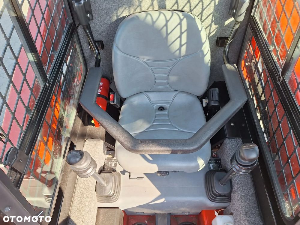 Manitou ładowarka burtowa typu Bob 1350 R - 5