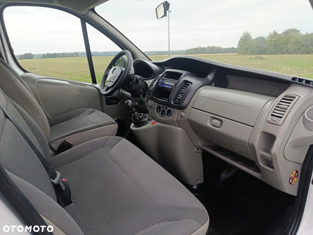 Opel Vivaro - 6