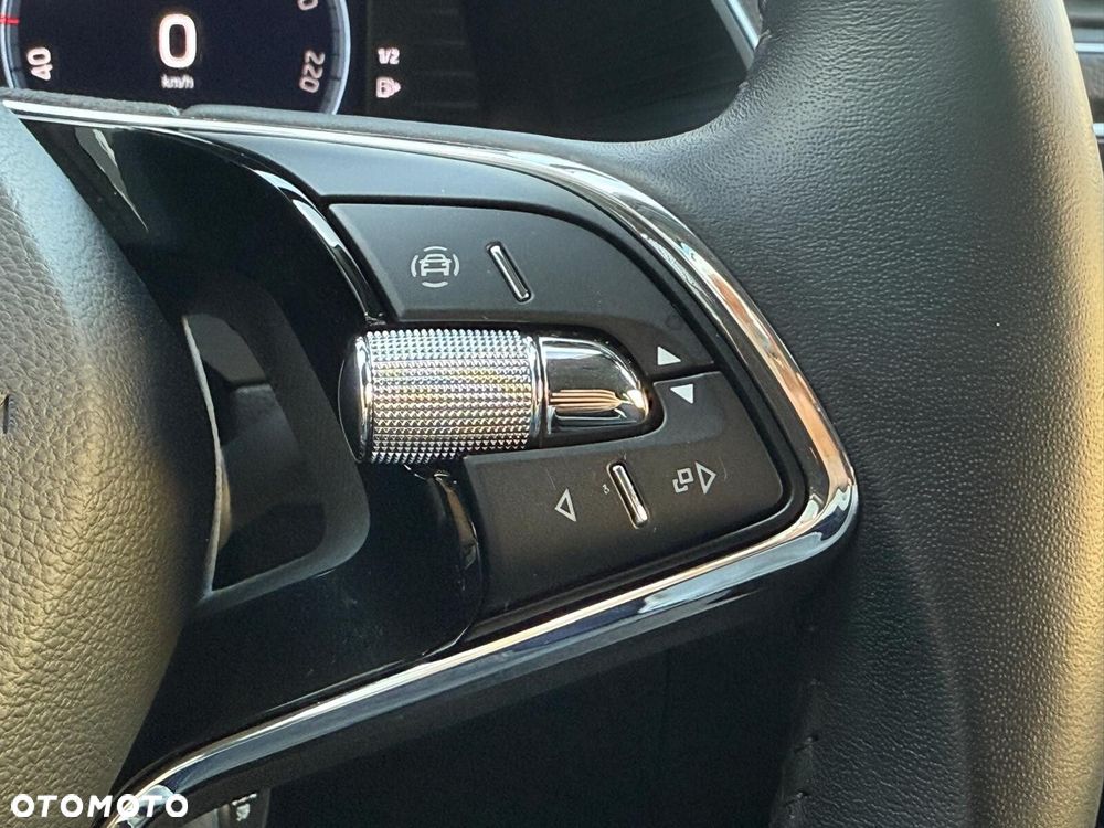 Skoda Superb 2.0 TDI SCR 4x4 Style DSG - 14