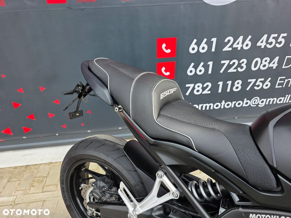 Honda CB - 24
