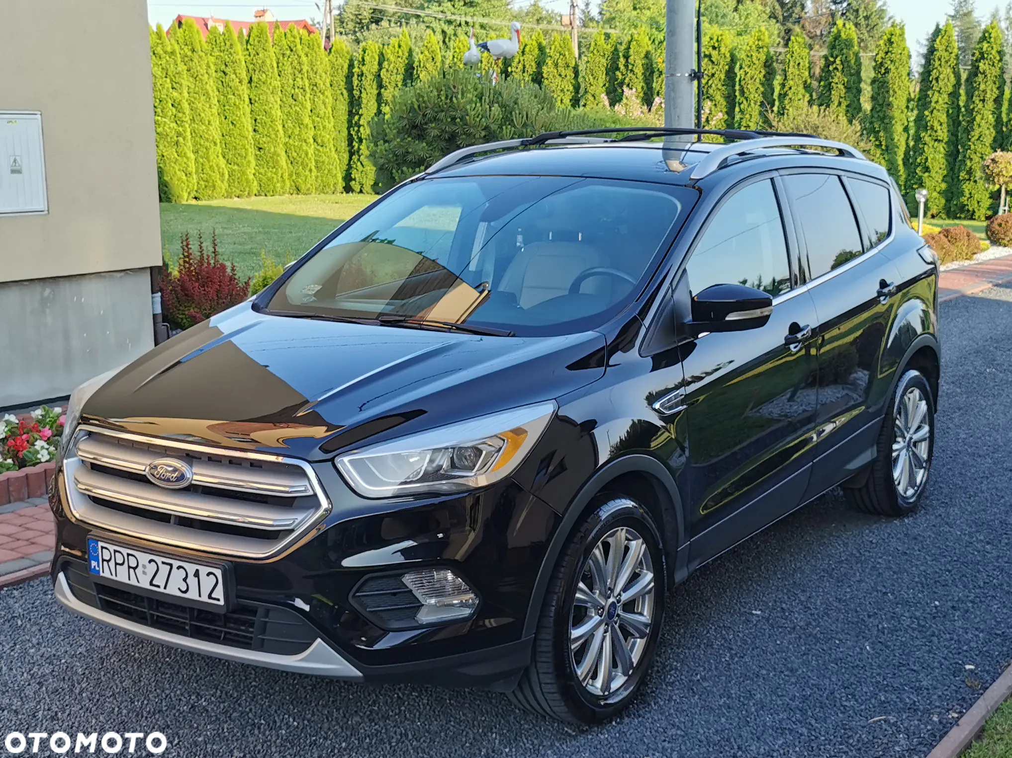 Ford Escape 2.0 EcoBoost AWD Titanium - 4
