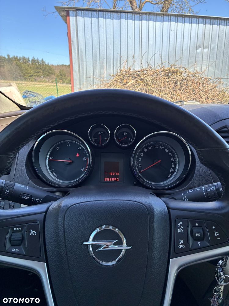 Opel Insignia - 5