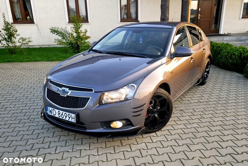 Chevrolet Cruze - 11