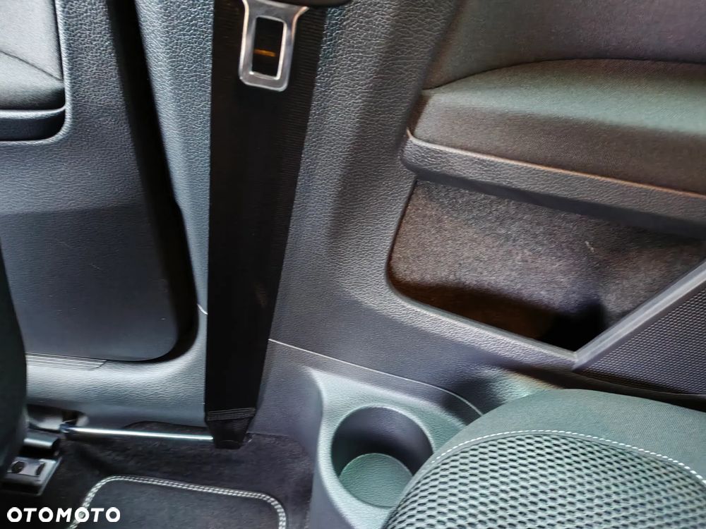 Volkswagen Golf 1.2 TSI BlueMotion Technology Cup - 23