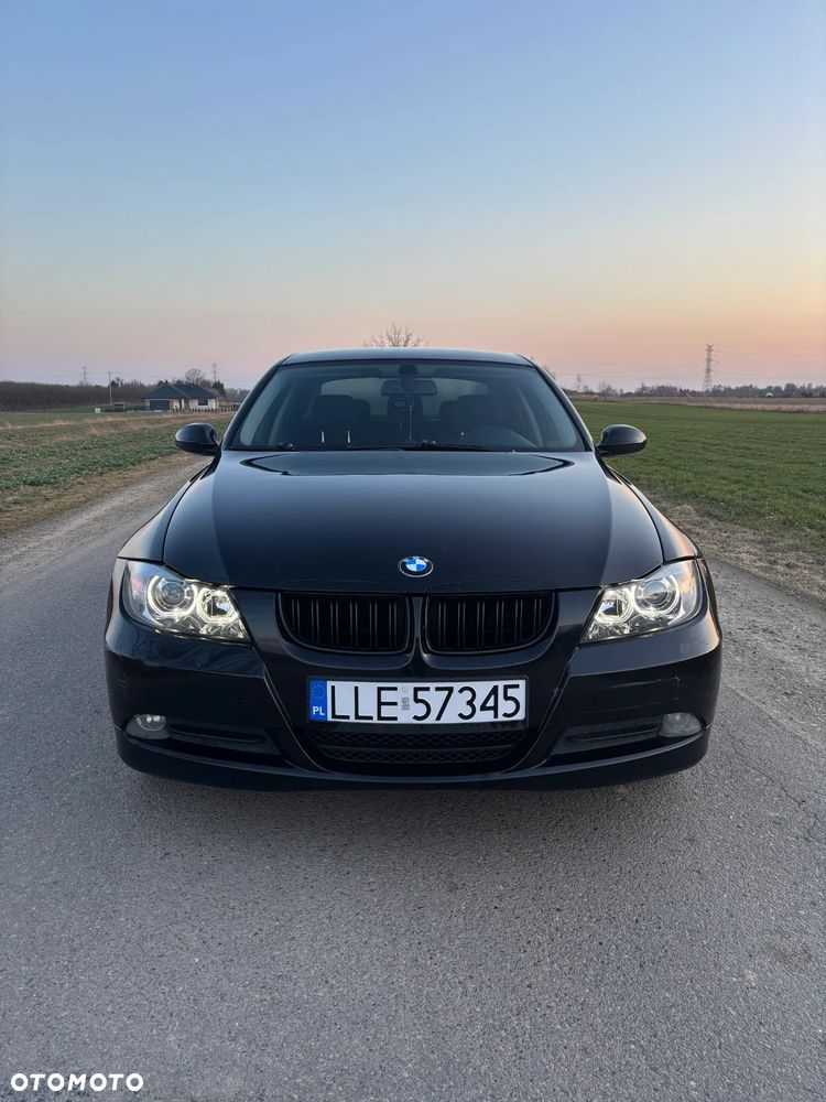 BMW Seria 3 318i - 19