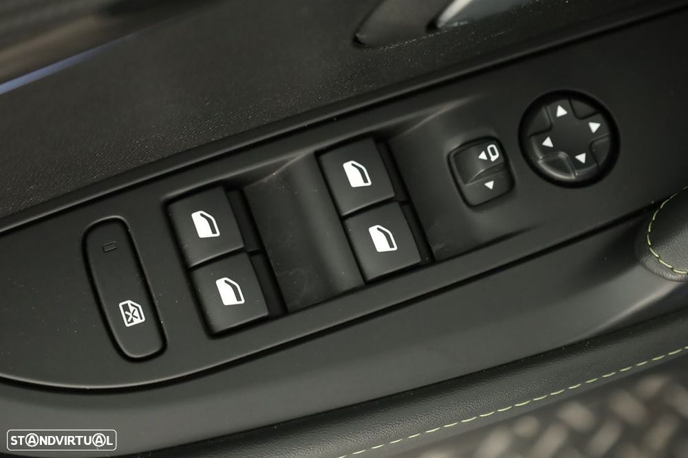 Peugeot e-208 50 kWh GT - 21