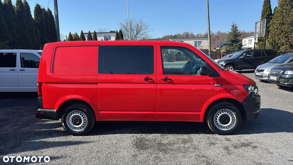 Volkswagen Transporter Kombi L1H1 DSG - 1