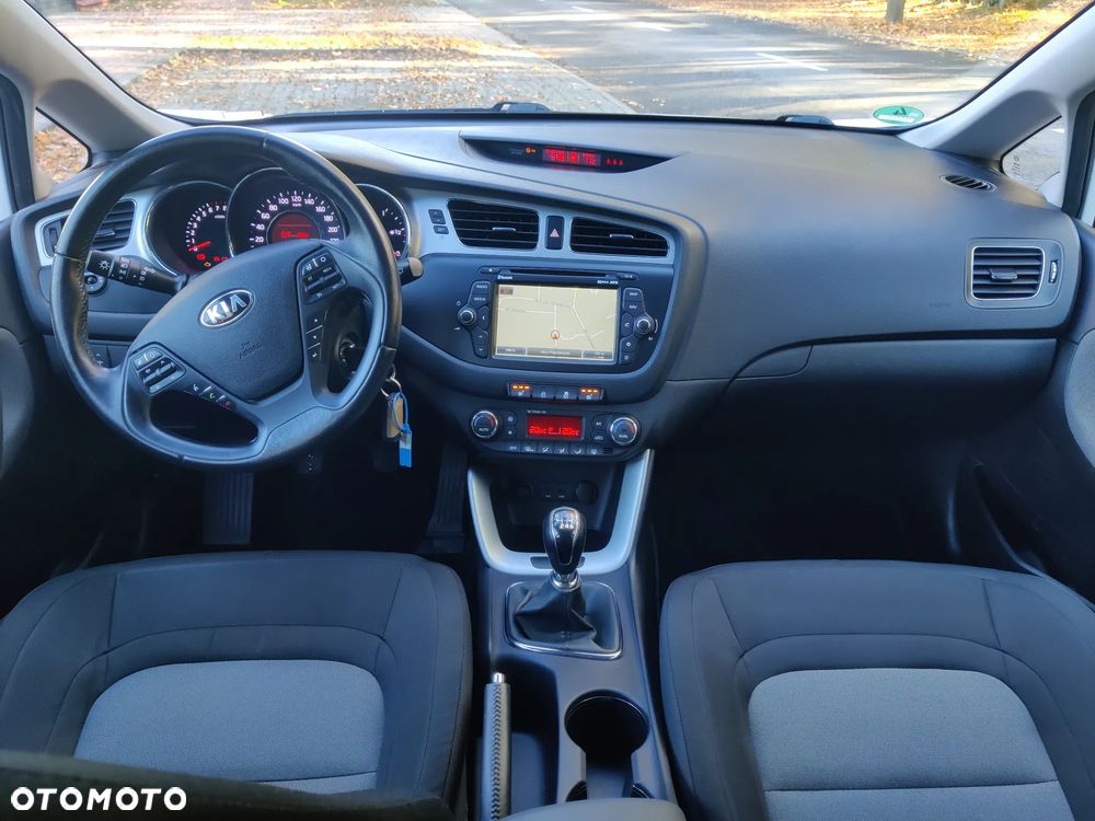 Kia Ceed - 19