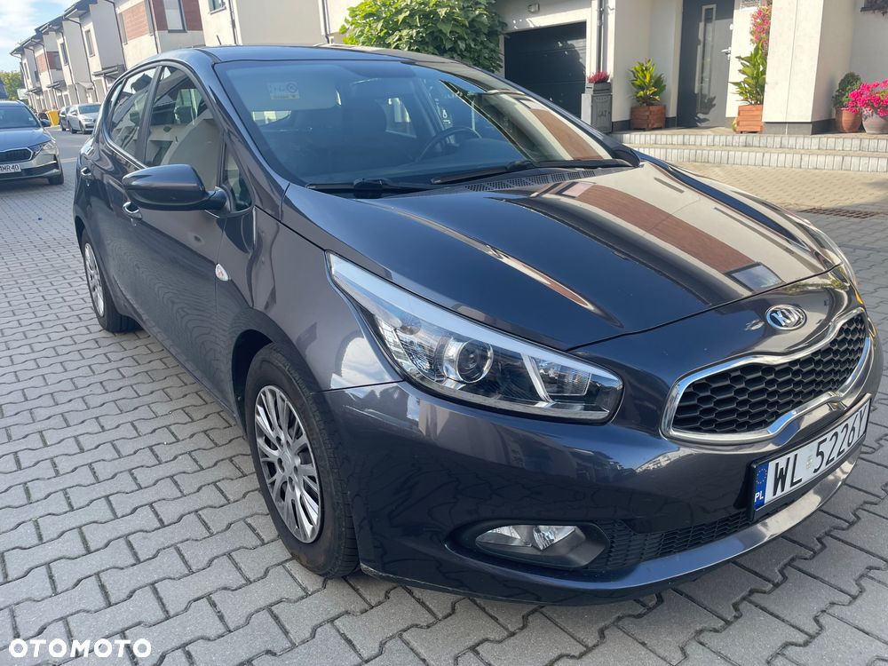 Kia Ceed 1.6 CRDi 115 ISG Vision - 17